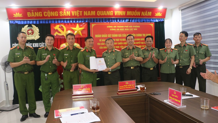 Học viện Chính trị Công an nhân dân: Thăm, làm việc, khảo sát thực tế tại đặc khu Cát Hải